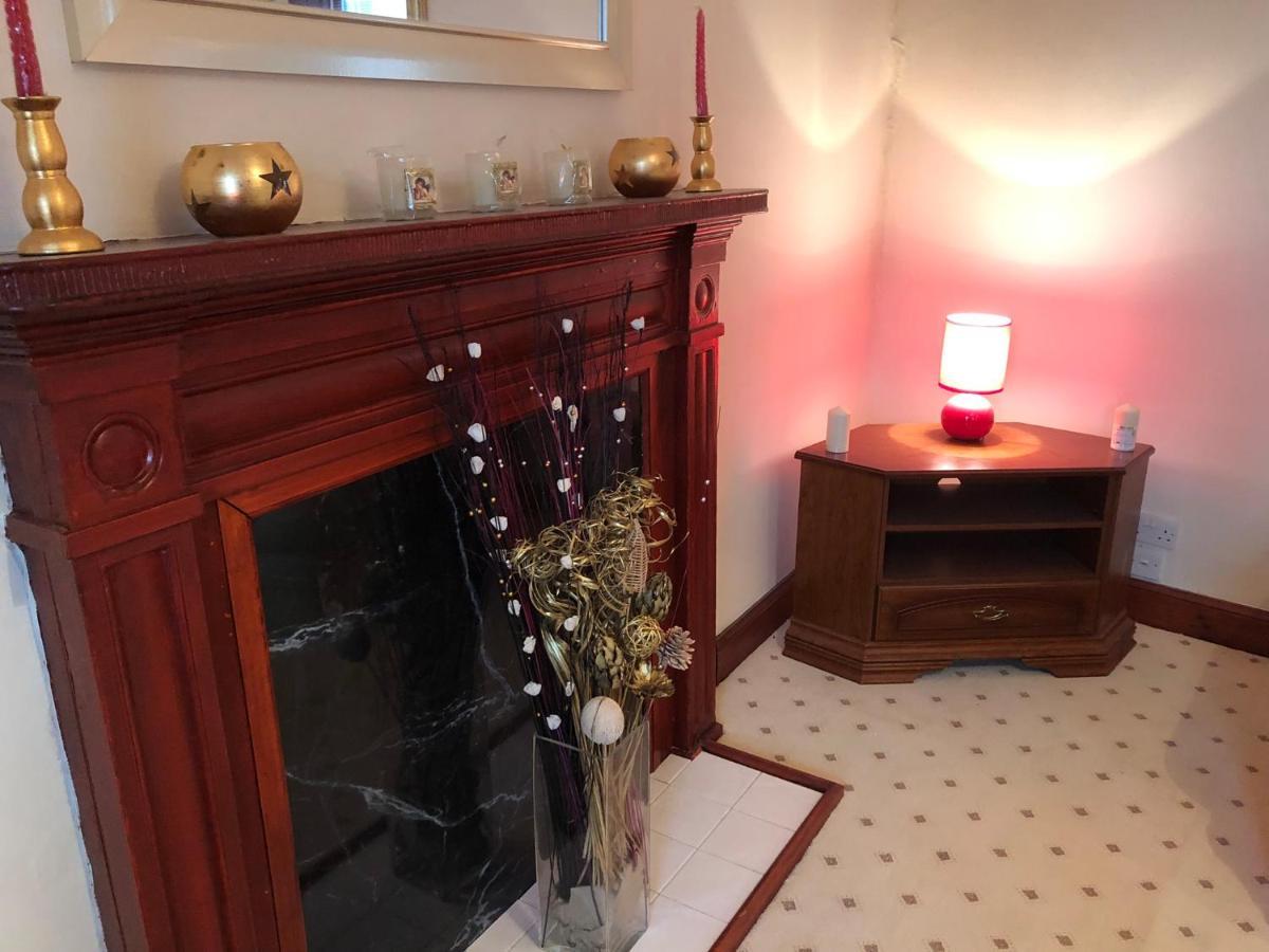 Executive Serviced Apartments 1 Forfar Εξωτερικό φωτογραφία