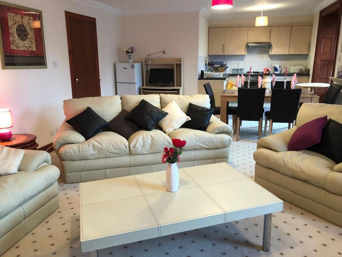 Executive Serviced Apartments 1 Forfar Εξωτερικό φωτογραφία
